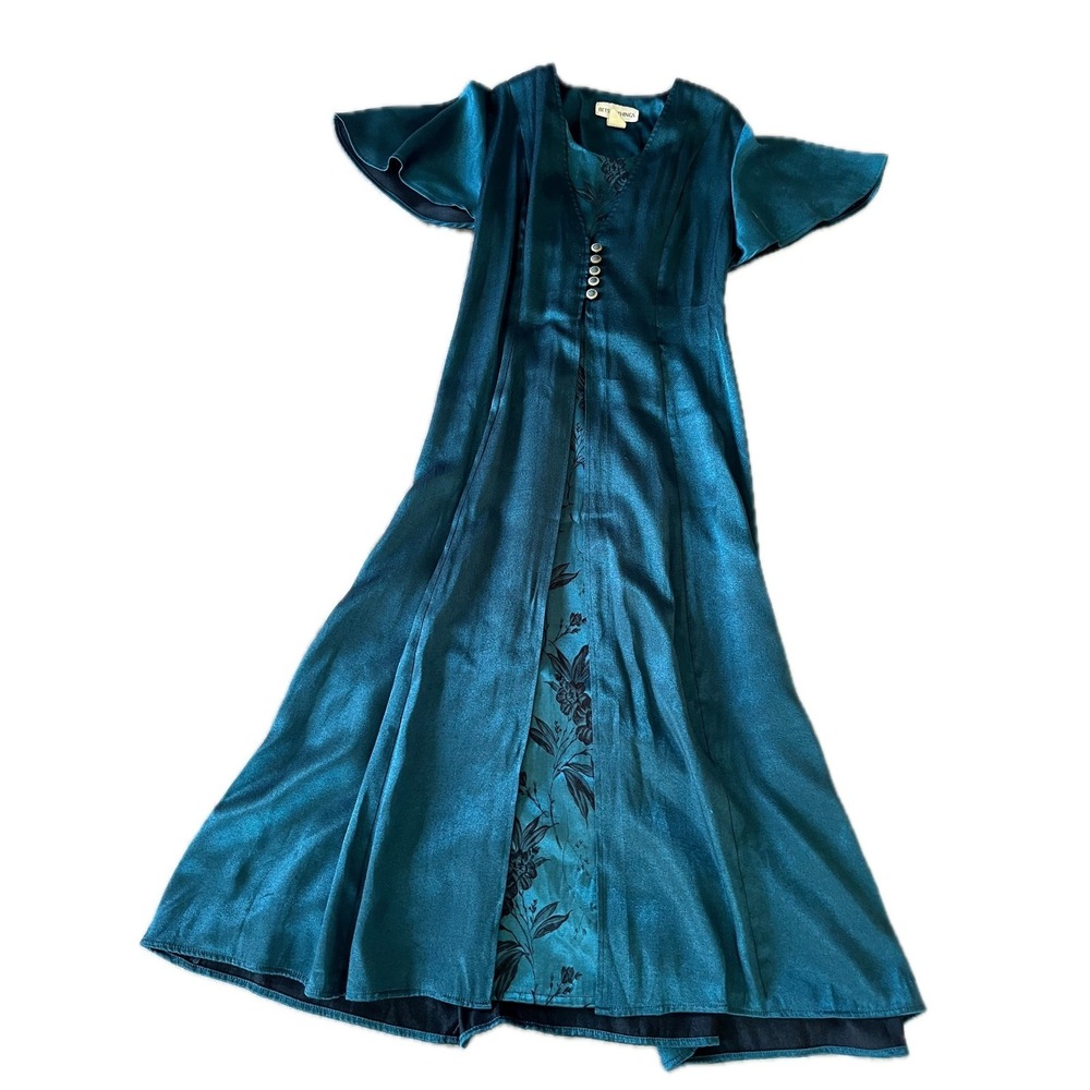 Elegant Teal Maxi Dress
